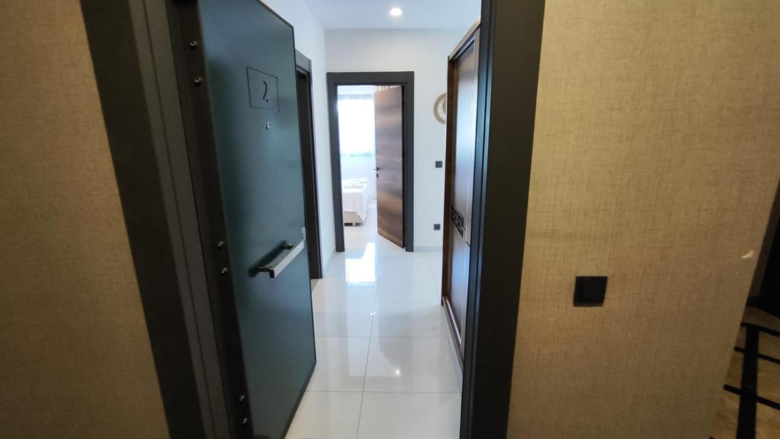 5 Star Facilities/walking Distance To Amenities And The Leilighet *