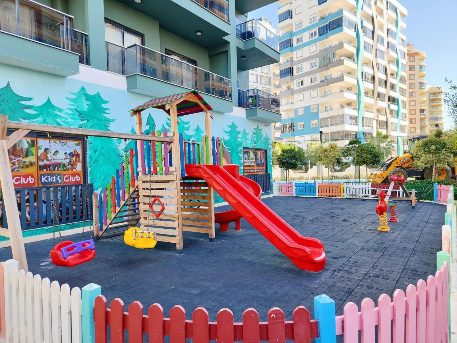 Leilighet 5 Star Facilities/walking Distance To Amenities And The *